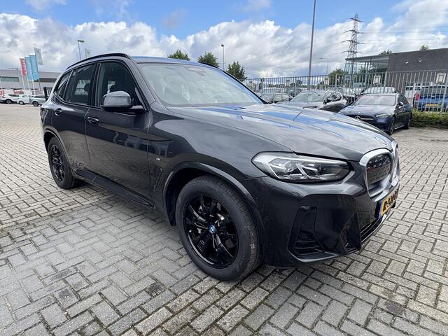BMW X3 iX3 Executive 80 kWh | Panoramadak | SOH 100% | Leer | Camera | Apple Carplay/Androit Auto