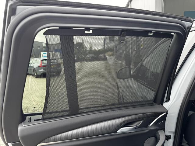 BMW X3 xDrive30e M sport 292 PK | Trekhaak | Adaptief onderstel | Stuurverwarming | 20 Inch | Camera