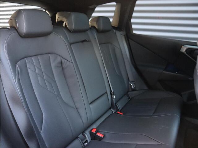BMW X3 20d xDrive | M Sportpakket | Panodak | Trekhaak | Driving Assistant Plus | Stoelverwarming | Parking Assistant Plus | 19'' LMV |