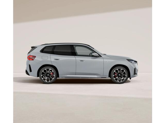 BMW X3 30e xDrive - M-Sport Pro - Pano - Trekhaak - Driving Ass Prof - Adaptief onderstel