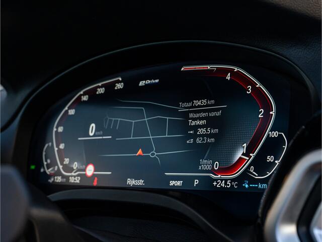 BMW X3 xDrive30e Business Edition Plus PANO HUD 20 INCH 360 CAMERA ADAP CRUISE