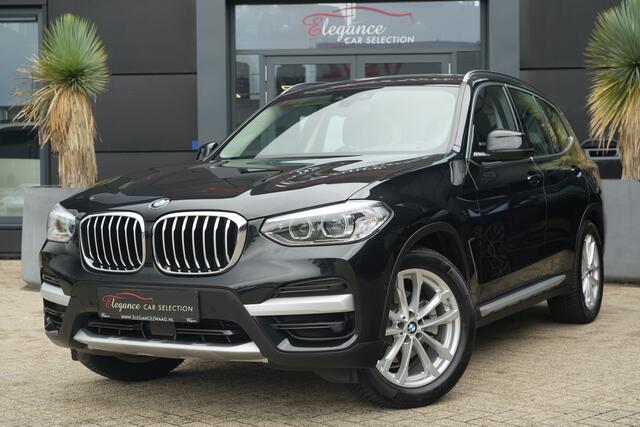 BMW X3 xDrive20i xLine High Executive 184pk Panoramadak/HUD/Camera