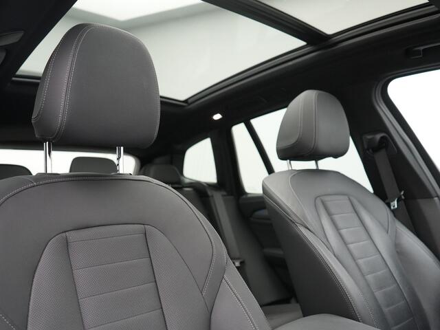 BMW X3 xDrive30e M Sport PHEV 293pk Dealer O.H. | Panodak | Adaptive Cruise | Head Up | 360 Camera | Harman / Kardon | Lederen Sportstoelen Ventilatie & Memory | Keyless | Blis | Stoelen & Stuur Verwarmd | Adaptive LED | Sfeerverlichting | Plug In Hybrid |