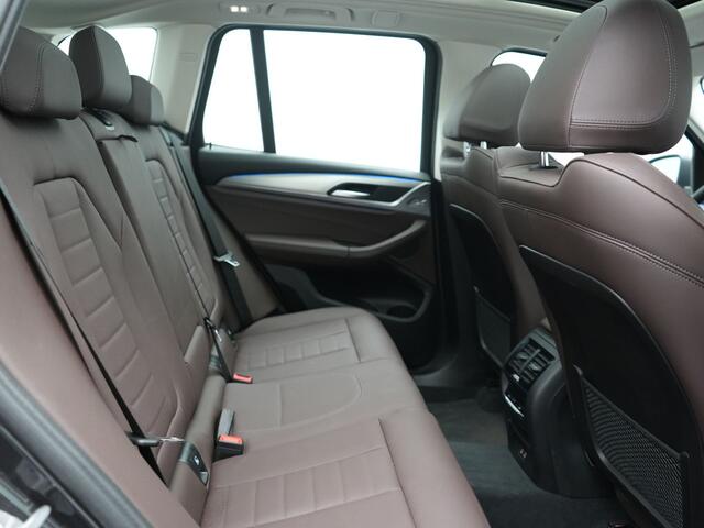 BMW X3 xDrive30e PHEV 293pk Dealer O.H | Panodak | 360 Camera | Adaptive Cruise | Head Up | Lederen Sportstoelen Verwarmd | Keyless | BLIS | Apple Carplay | Navigatie | Virtual | DAB | 19"L.M | Plug In Hybrid |