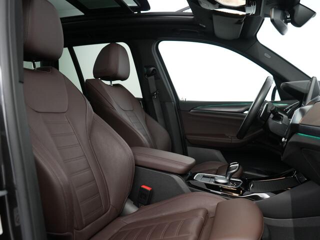 BMW X3 xDrive30e | Pano | Trekhaak | M-Sport | Shadow line |