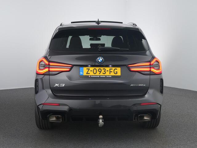 BMW X3 xDrive30e | Pano | Trekhaak | M-Sport | Shadow line |