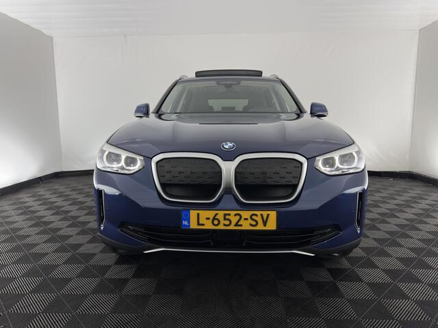 BMW X3 iX3 Executive 80 kWh [3-Fase-11kW] {SoH-99%} (INCL.BTW) Aut. *PANO | LEATHER | ADAPTIVE-CRUISE | FULL-LED | MEMORY-PACK | BLIND-SPOT | DIGI-COCKPIT | HEATED-COMFORTSEATS | CAMERA | DAB+ | NAVI-FULLMAP | TOWBAR | 19''ALU*