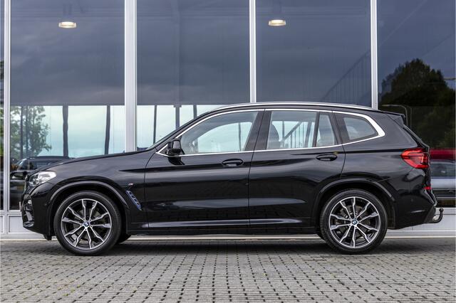 BMW X3 xDrive20i High Executive | Pano | Trekhaak | Head-up