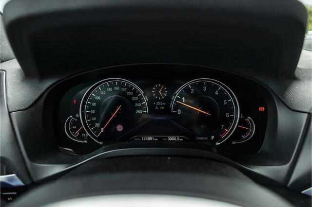 BMW X3 xDrive20i High Executive | Pano | Trekhaak | Head-up