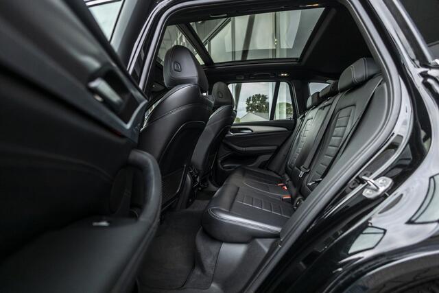 BMW X3 xDrive20i High Executive | Pano | Trekhaak | Head-up