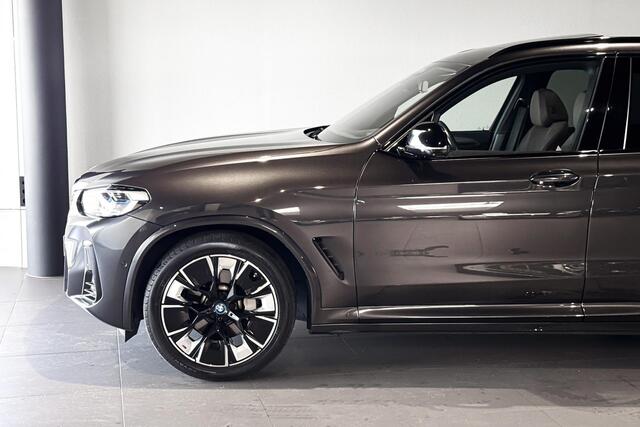 BMW X3 iX3 High Executive | Glazen Panoramadak | Harman Kardon | Stoelverwarming | Head-Up Display | Trekhaak |