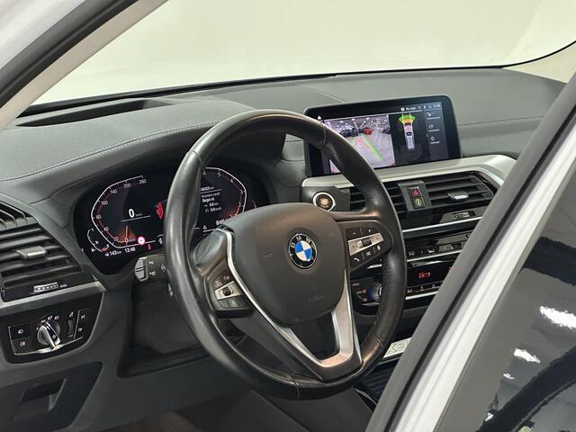 BMW X3 xDrive20i High Executive Edition XLINE | ACHTERUITRIJCAMERA | PARKEERSENSOREN RONDOM | STOELVERWARMING | 2000 KG TREKGEWICHT |