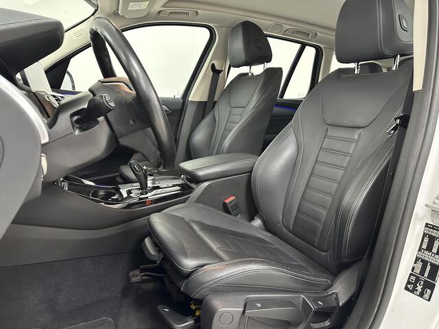 BMW X3 xDrive20i High Executive Edition XLINE | ACHTERUITRIJCAMERA | PARKEERSENSOREN RONDOM | STOELVERWARMING | 2000 KG TREKGEWICHT |