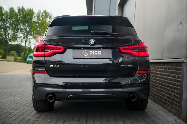 BMW X3 xDrive30e 292 pk High Executive M-Sportpakket / Pano-Dak/ Harman-Kardon/ Head-Up/ SuperSport-Stoel/ Keyless/ Camera/ Leder/ Stoel.Verw/ Memory/ Driving Assistant/ 20'' LMV