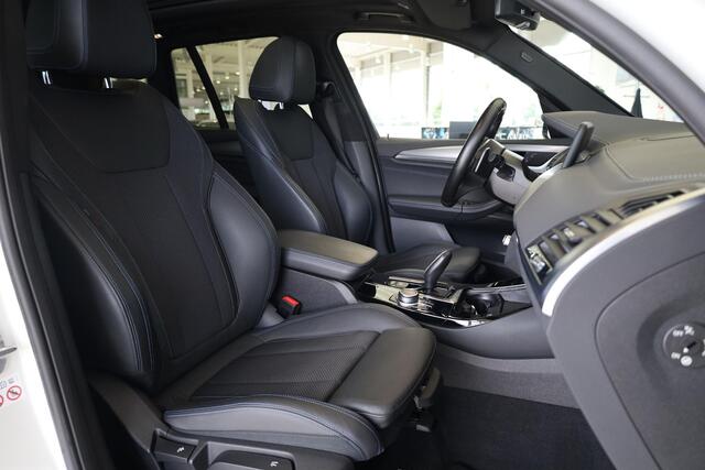 BMW X3 xDrive20i High Executive |M Sport | Panorama dak | trekhaak elektrisch | Stoelverwarming | HiFi-luidsprekerssysteem
