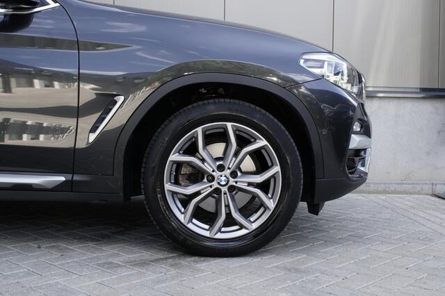 BMW X3 xDrive 20i xDrive | Heads-up | 360 camera | M-Sport | Lane assist | Adap. Cruise