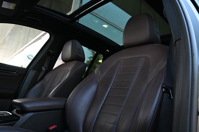 BMW X3 xDrive30e High Executive M Sport Automaat / Panoramadak / Laserlight / Head-Up / Active Cruise Control / Comfort Access / Parking Assistant Plus / Stuurverwarming