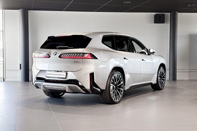 BMW X3 iX3 40 eDrive 83 kWh | M Sport | Glazen Panoramadak | Stoelverwarming | Trekhaak |