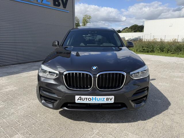 BMW X3 xDrive30e Executive Panoramadak Leder LED Carplay ACC Stuurwielverwarming Head-Up Display Trekhaak