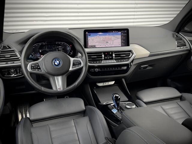 BMW X3 iX3 | SOH 96% | Facelift | M Sport | High Executive | Panodak | Trekhaak | H&K |
