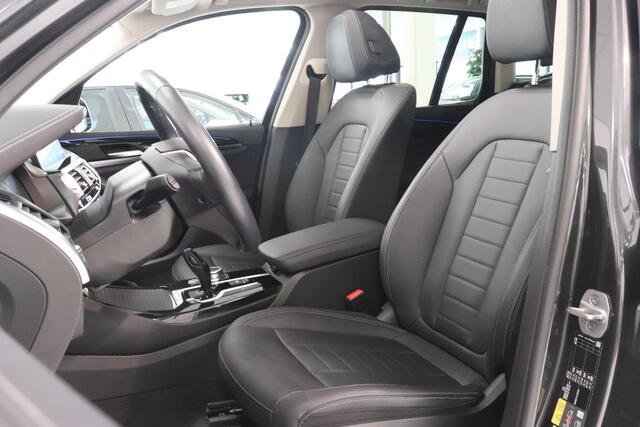 BMW X3 iX3 Executive 80 kWh | M-Pakket | Panoramadak | SoH 98,5% | Camera | Adaptieve cruise | AppleCarplay AndroidAuto | Trekhaak | Memory |