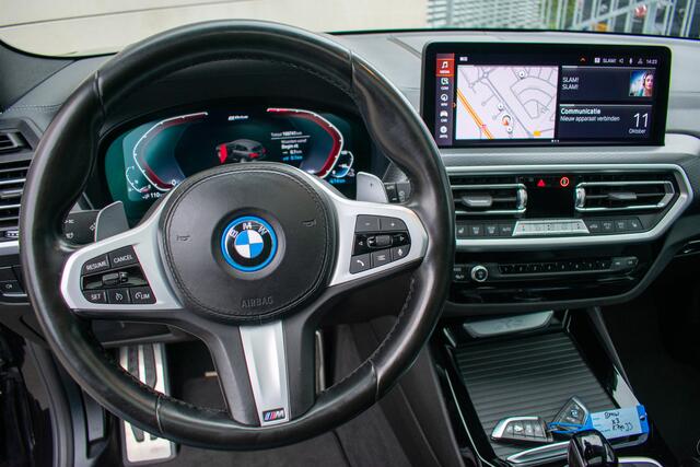 BMW X3 xDrive30e High Executive M-Sport Pano-Laser LED-Head up-Keyless-20"-Trekhaak