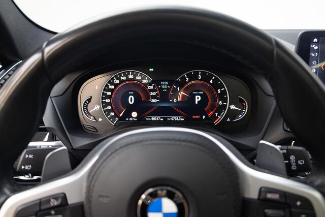 BMW X3 xDrive30i High Executive Edition | Panoramadak | M-Sport | Comfort-Access | HUD |
