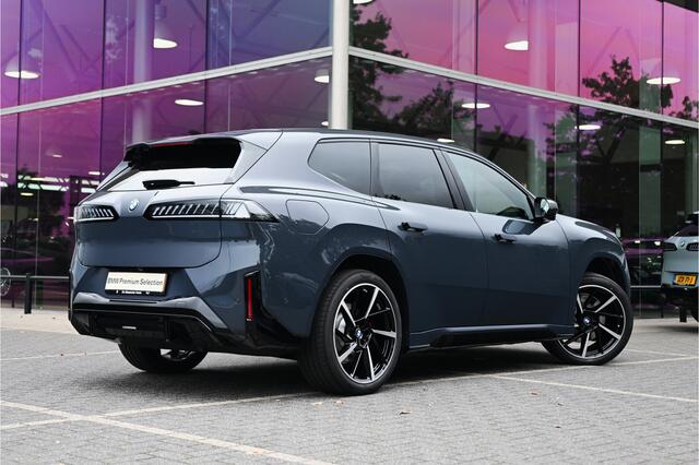 BMW X3 iX3 40 eDrive M Sport / Trekhaak / Panoramadak / M Sportstoelen / 3D Head-Up / Harman Kardon / Parking Assistant Plus
