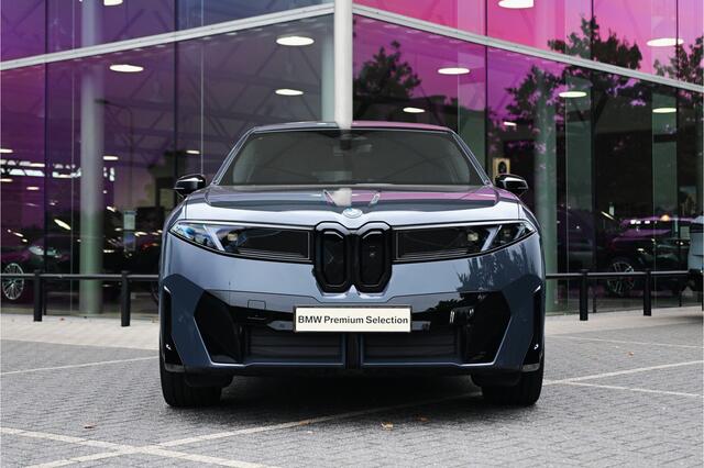 BMW X3 iX3 40 eDrive M Sport / Trekhaak / Panoramadak / M Sportstoelen / 3D Head-Up / Harman Kardon / Parking Assistant Plus