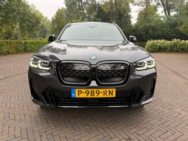 BMW X3 IX3 High Executive 80kWh M-Pakket SOH 100% Pano/Trekhaak/Headup/Acarplay/Fabrieksgarantie