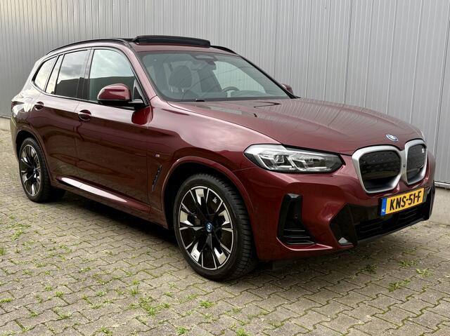 BMW X3 iX3 HIGH EXECUTIVE M-SPORT 80 kWh / PANODAK / SOH100%!!