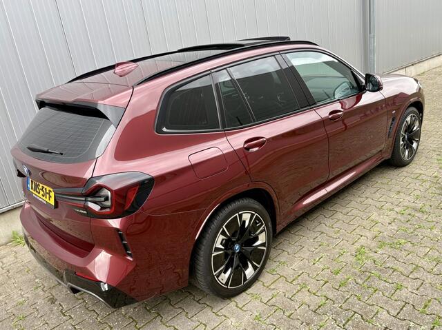 BMW X3 iX3 HIGH EXECUTIVE M-SPORT 80 kWh / PANODAK / SOH100%!!
