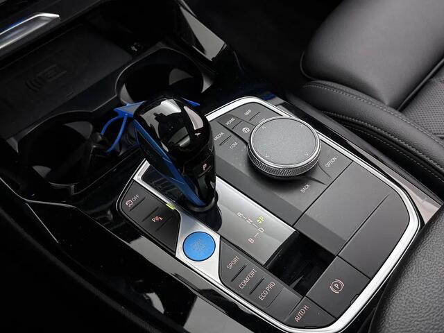 BMW X3 iX3 Executive 80 kWh M-Sport | Laser-LED | Leder | Panorama | Winterpakket | 03-2022 61.236 KM