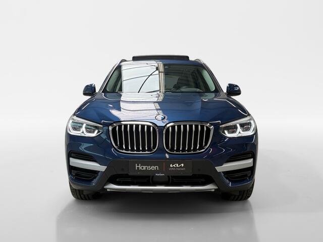 BMW X3 xDrive30e High Executive I Panoramadak I Adaptive Cruise I Stoelverwarming I Camera I Elek. Achterklep I Harmon Kardon I