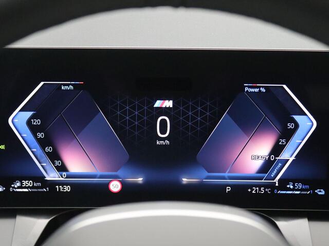 BMW X3 30e xDrive 299PK Aut. M-Sport, Panoramadak, Trekhaak, 20" LM Velgen, Keyless, Head-Up Display, Harman Kardon Audio, Achteruitrijcamera, 360gr. Camera