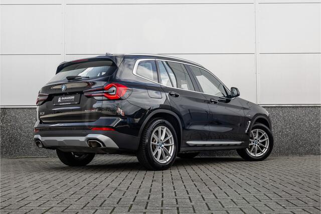 BMW X3 xDrive30e LED / Camera / All-Season / Carplay /