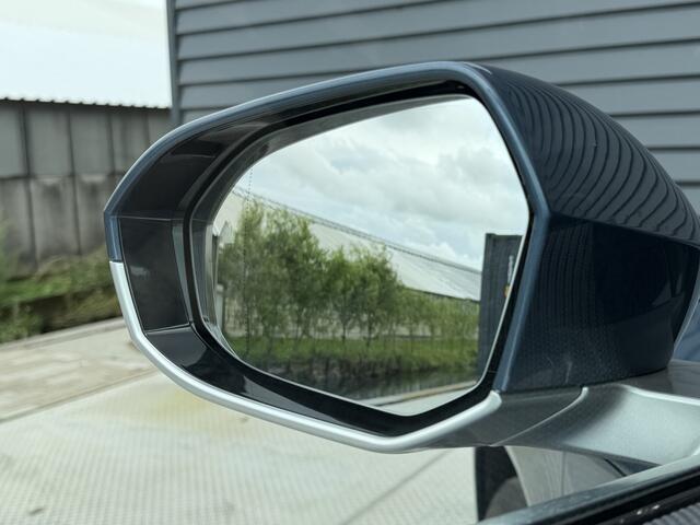 BMW X3 30e xDrive | Panorama dak | Head-Up | 360 Camera | Harman Kardon