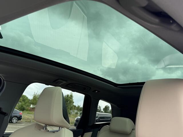 BMW X3 30e xDrive | Panorama dak | Head-Up | 360 Camera | Harman Kardon