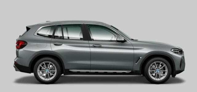 BMW X3 xDrive30e Sportstoelen - Parking Assistant - Active Guard - BMW Live Cockpit Plus - zwart hooggl. accent Perlglanz Chrome -