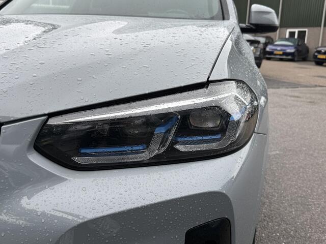 BMW X3 xDrive30e High Executive M SPORT | ELEKTRISCHE TREKHAAK| DEALER ONDERHOUDEN | 360 CAMERA | HEAD UP | LASER LED| LEDER INCL. STOELVERWARMING | DRIVING ASS. | RIJKLAARPRIJS incl. 12mnd BOVAG