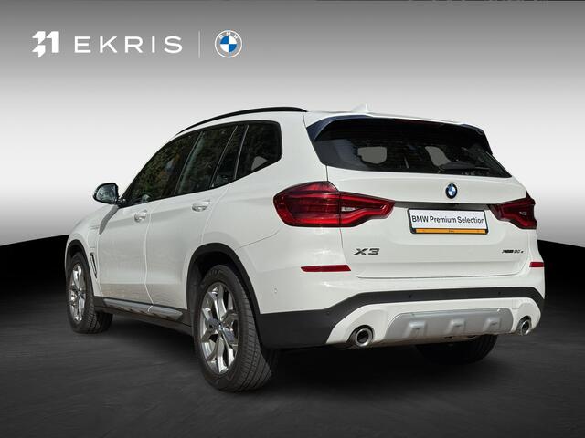 BMW X3 xDrive30e High Executive | Trekhaak met elektrisch wegklapbare kogel | Achteruitrijcamera | Driving Assistant | HiFi System | Stuurwielrand Verwarmd |