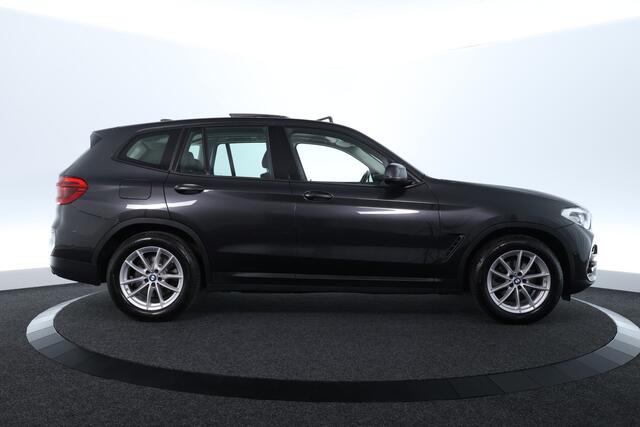 BMW X3 xDrive20i Launch Edition High Executive |PANO|HUD|CAMERA|ST VWM|CRUISE|CLIMA+++
