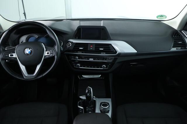BMW X3 xDrive20i Launch Edition High Executive |PANO|HUD|CAMERA|ST VWM|CRUISE|CLIMA+++