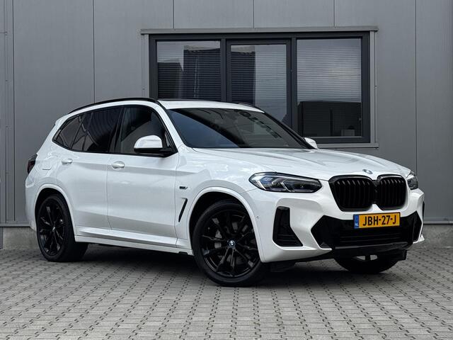 BMW X3 xDrive30e High Executive M sport | 292 pk | Laser | Trekhaak | Panoramadak | M stoelen