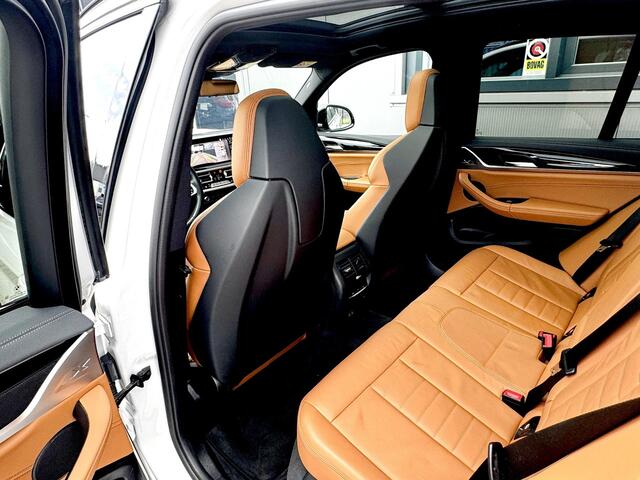 BMW X3 xDrive30e High Executive M sport | 292 pk | Laser | Trekhaak | Panoramadak | M stoelen