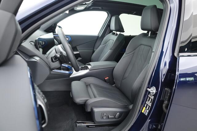 BMW X3 30e xDrive M-Sport Pro | Pano | Adapt. Cruise | Elek. Trekhaak | Leder+Memory | Stoelvent. | 360cam | HUD | Harman Kardon