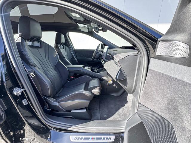 BMW X3 iX3 50 xDrive M-Sport Pro / Glazen Dak / Parking Prof / 22 Inch / Comfort Acces / Getinte Ramen Achter / Harman Kardon / Head Up / Driving Plus / Ionic Glow / Stuurwielrand Verwarming