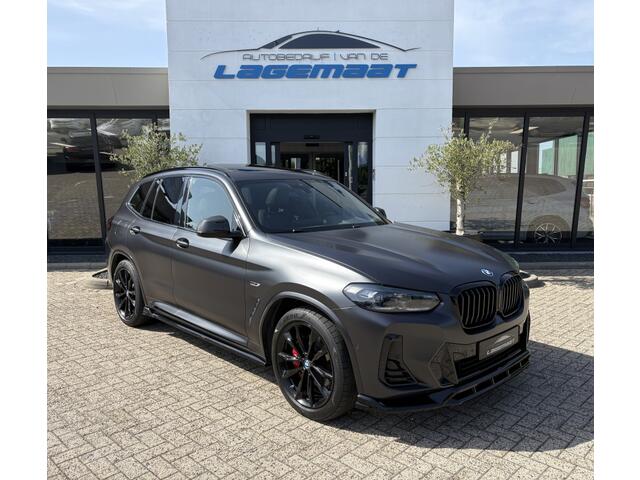 BMW X3 xDrive 30e M-Sport| Individual Frozen Black | Pano | Trekhaak |