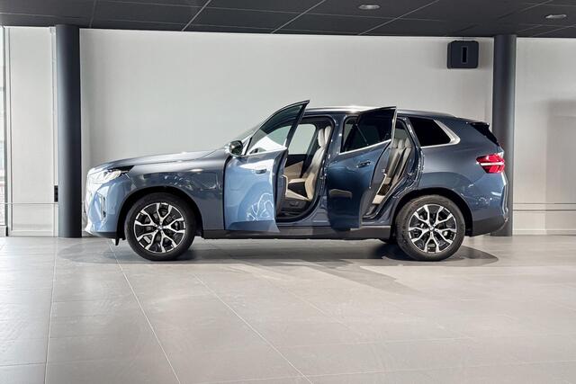 BMW X3 30e xDrive | Stoelverwarming | Comfort Access | Achteruitrijcamera | Head-Up Display |