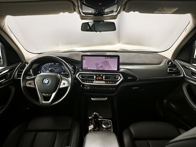 BMW X3 xDrive30e High Executive | Trekhaak | Leder | Camera | Stoelverwarming |